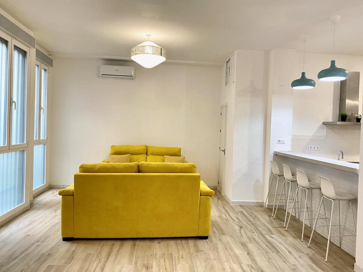 Flamenca Triana - Apartamento Wifi Con 2 Dormitorios 2 Sofas Camas 2 Banos Seville Exterior photo